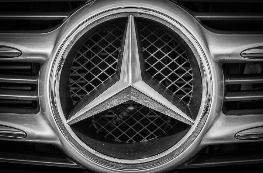 Unique things about Mercedes‑Benz that make it different from many other car brands: